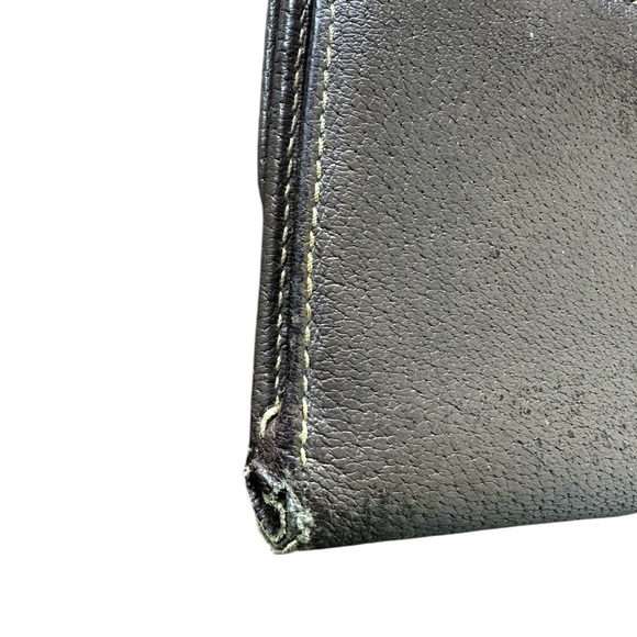 VINTAGE LEATHER GUCCI WALLET WITH BIG DOUBLE "G" CLOSURE - 7" - Picture 6 of 16